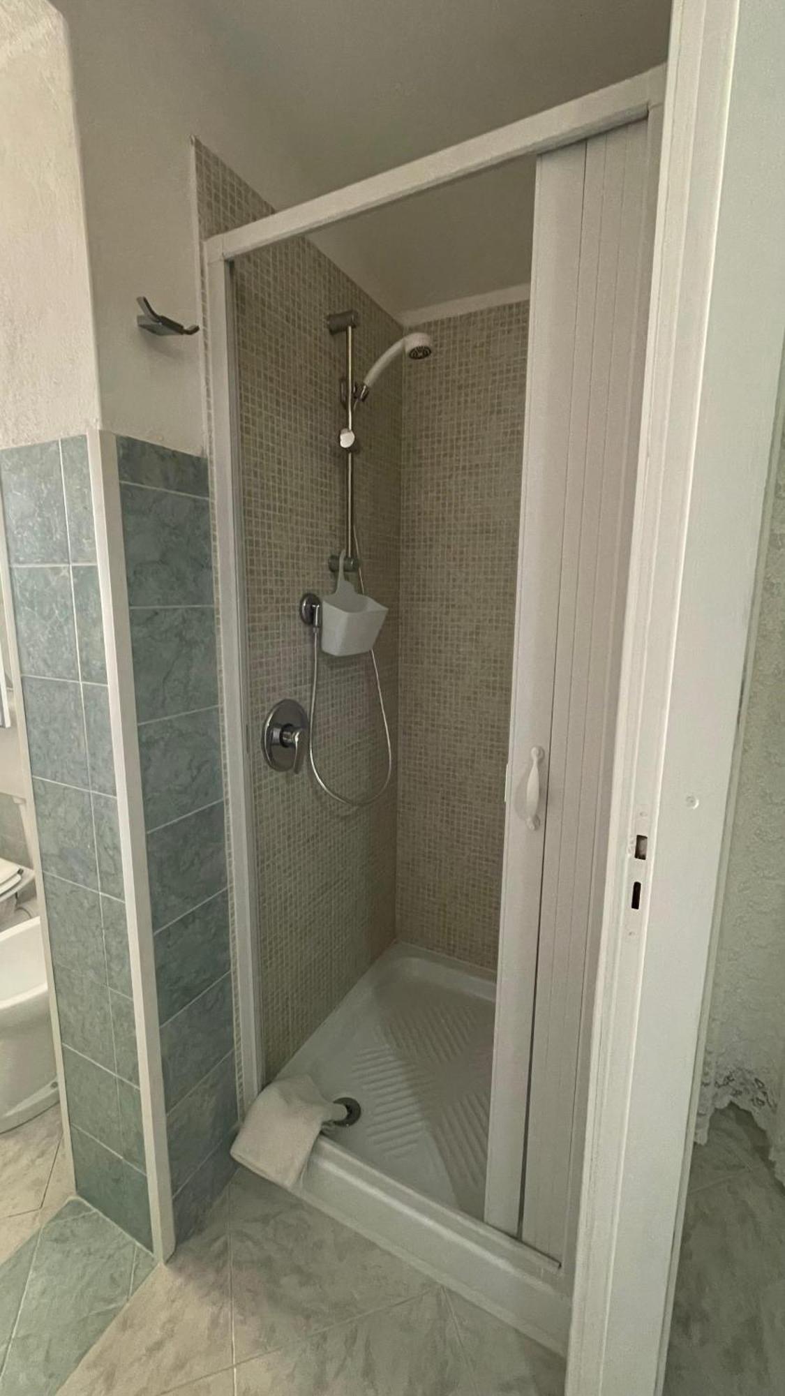 Casa Vacanze Da Roberta A Pochi Km Da Oristano Simaxis Bagian luar foto