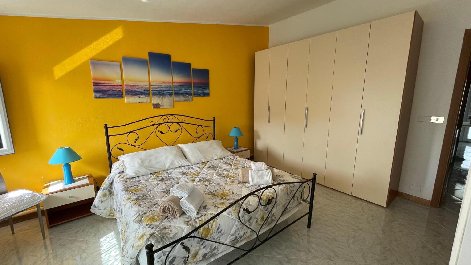 Casa Vacanze Da Roberta A Pochi Km Da Oristano Simaxis Bagian luar foto