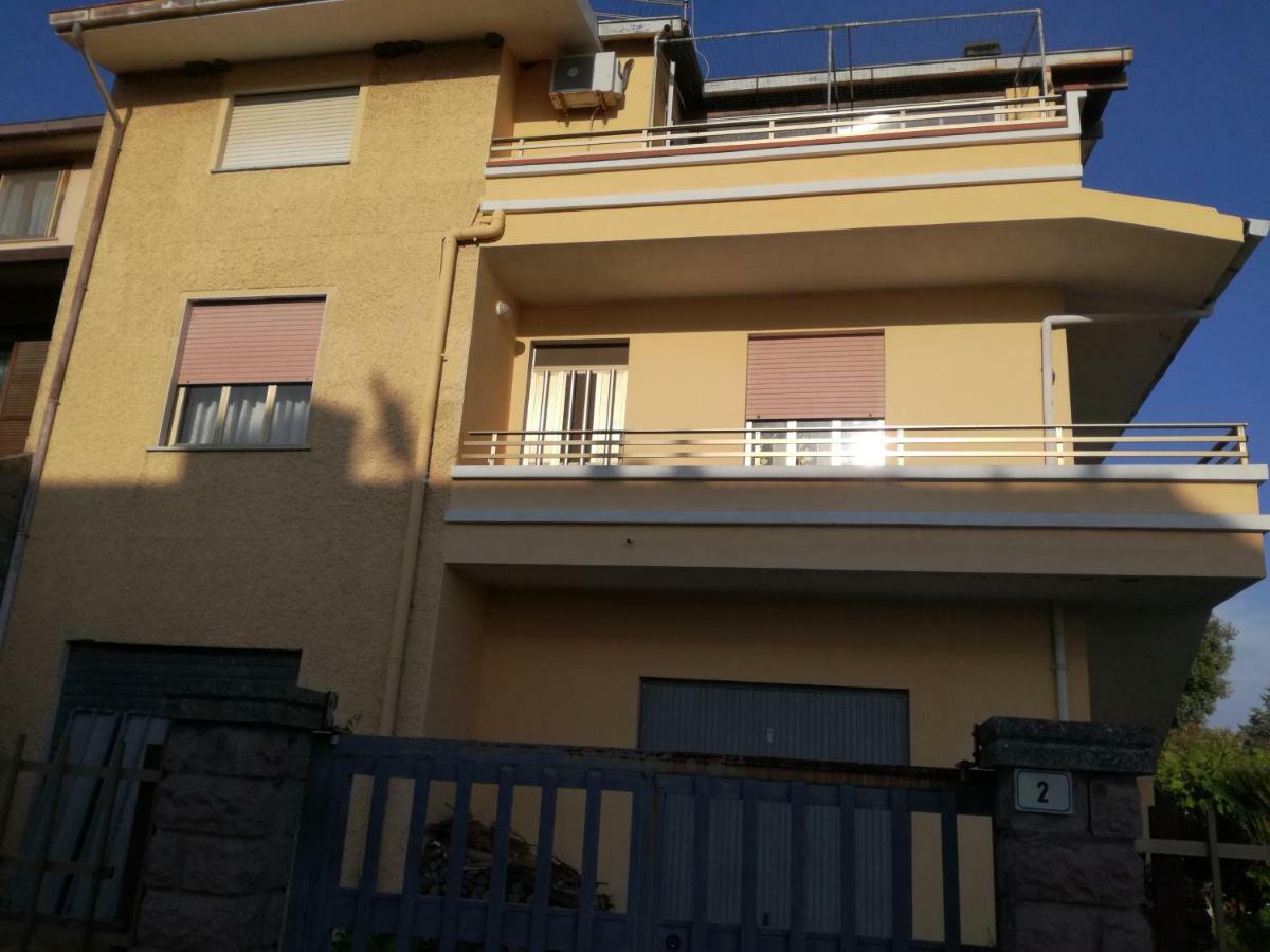 Casa Vacanze Da Roberta A Pochi Km Da Oristano Simaxis Bagian luar foto